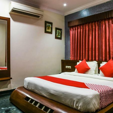 Oyo 1681 Hotel Devansh Udaipur Exterior foto
