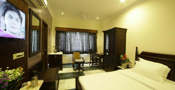 Oyo 1681 Hotel Devansh Udaipur Exterior foto