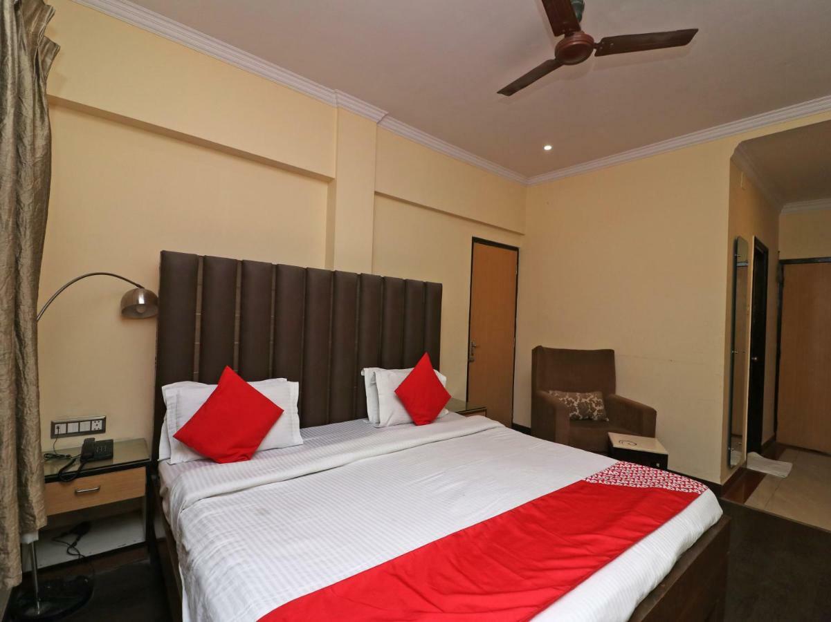 Oyo 1681 Hotel Devansh Udaipur Exterior foto